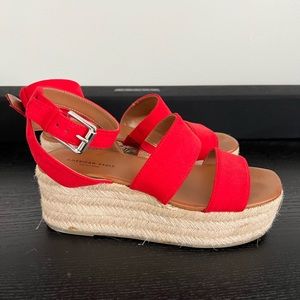 Red platform sandals with rope platform